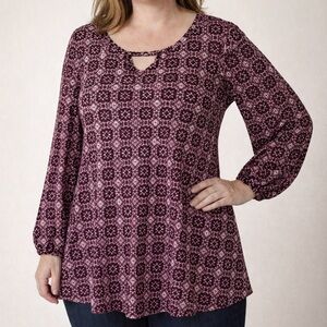 Dressbarn Burgundy Geometric Swing Blouse Top Slinky Liquid Knit Casual L $45